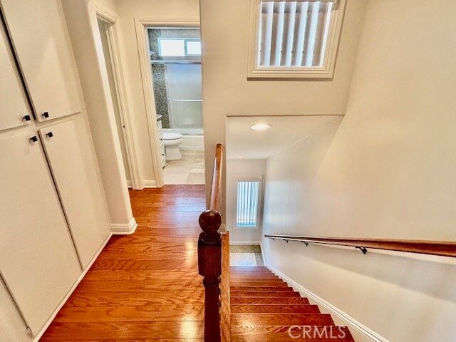 Building Photo - 685 W 18th St