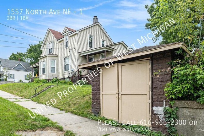 Building Photo - 1557 North Ave NE
