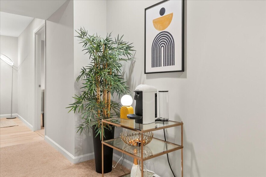 Building Photo - 1506 Mississippi Ave SE