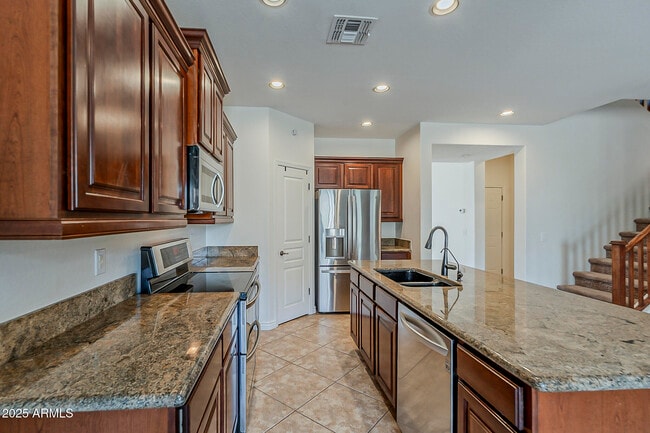 Building Photo - 4592 E Gleneagle Dr