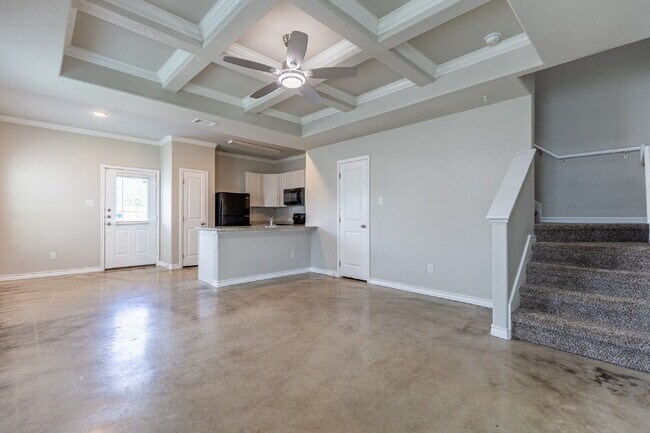 Building Photo - 6265 Eddie Way