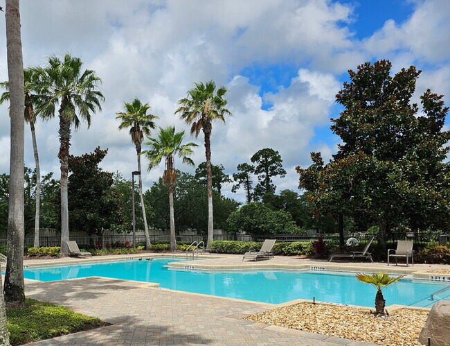 Building Photo - 300 Via Castilla