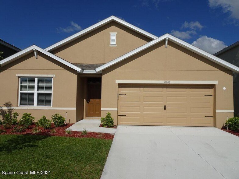 Front View - 4640 Pagosa Springs Cir