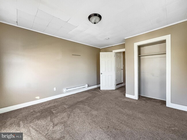 Building Photo - 507 N 2nd St