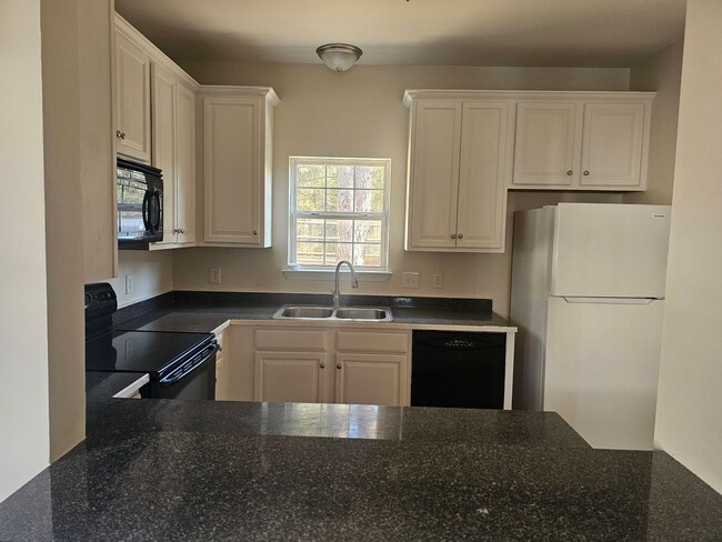 Building Photo - 168 Canal Pl Cir