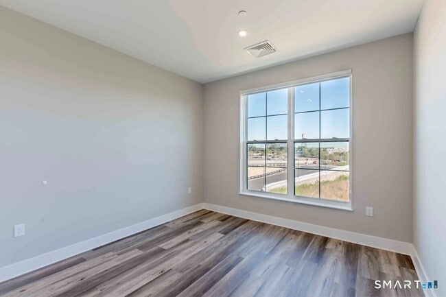 Building Photo - 219 Ash Creek Blvd