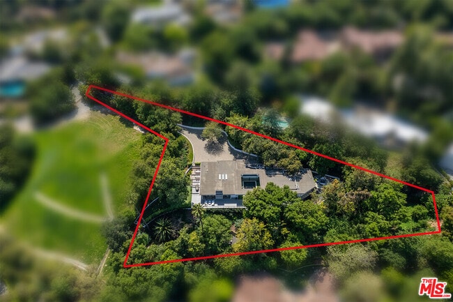 Building Photo - 15941 Skytop Rd