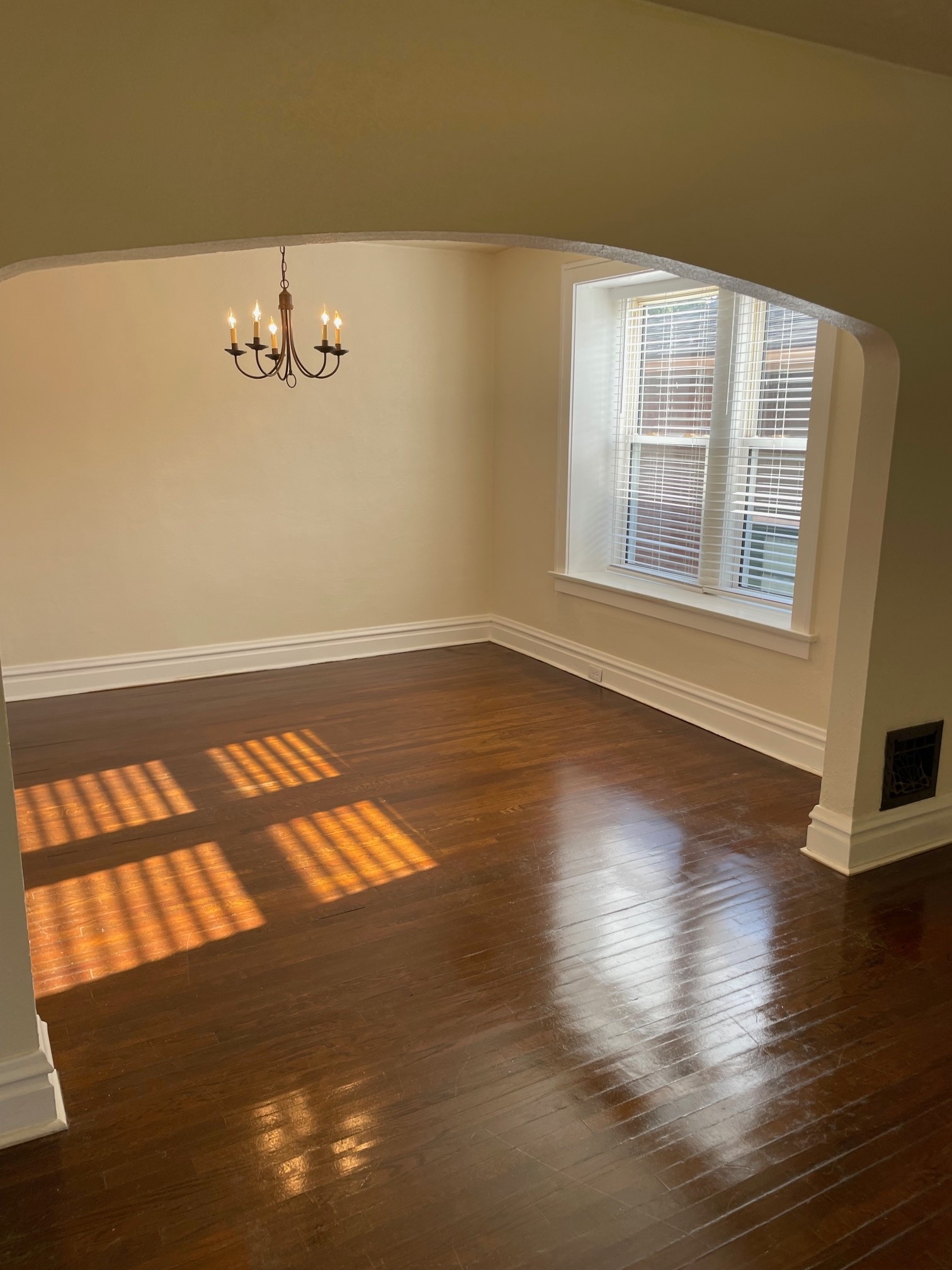 Building Photo - 3640 Keokuk St