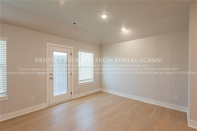 Building Photo - 617 Wagon Wheel Ave