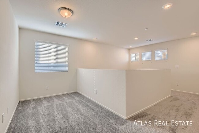 Building Photo - 4452 Sapphire Moon Ave