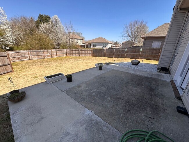 Building Photo - Beautiful Home in Moody - Coming Soon!