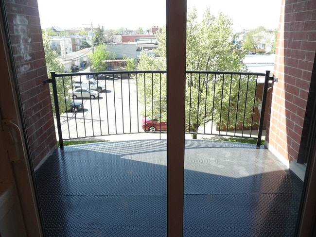 Floorplan - 3705 N Kedzie Ave.