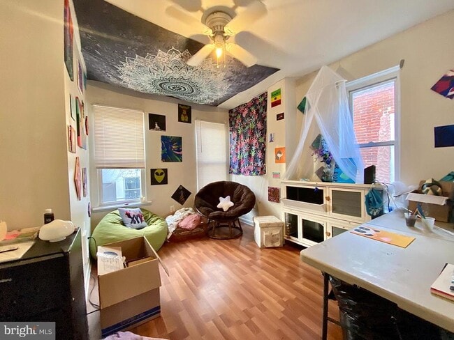 Building Photo - 2030 N Gratz St