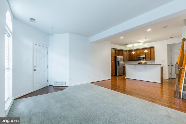 Building Photo - 2376 Merseyside Dr