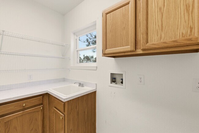 Building Photo - 3 Bed 2.5 Bath Home In Parker