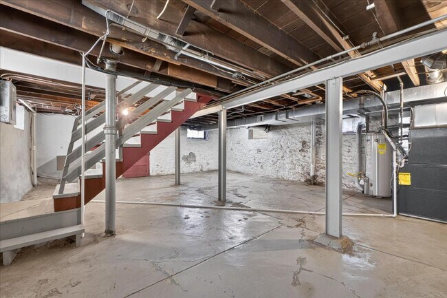Building Photo - 5203 Windsor Pkwy