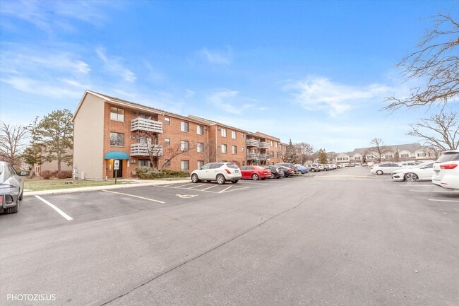 Building Photo - 1225 N Winslowe Dr