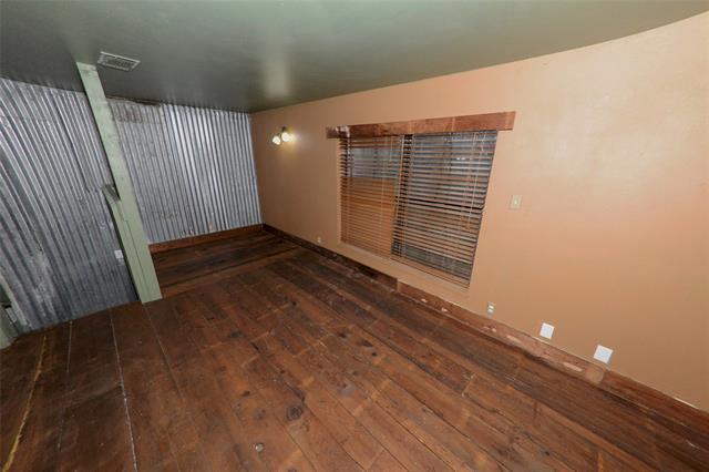 Building Photo - 808 W Coffin St