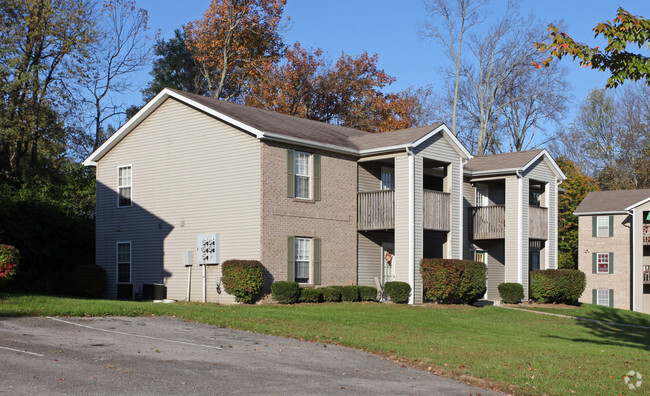 Primary Photo - Maple Lake Apartments