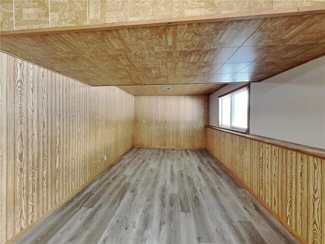 Building Photo - 3401 75th Ave N