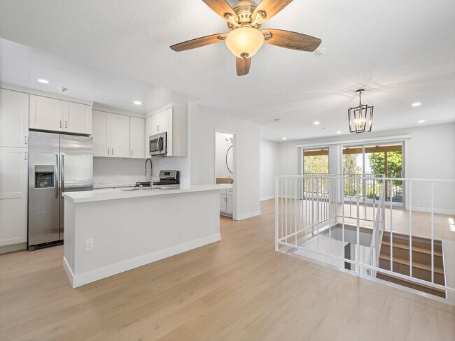 Building Photo - 1822 Spreckels Ln