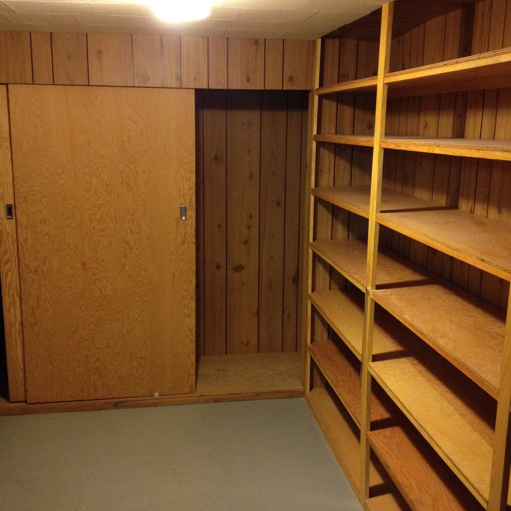 Building Photo - 2302 Willow Creek Dr