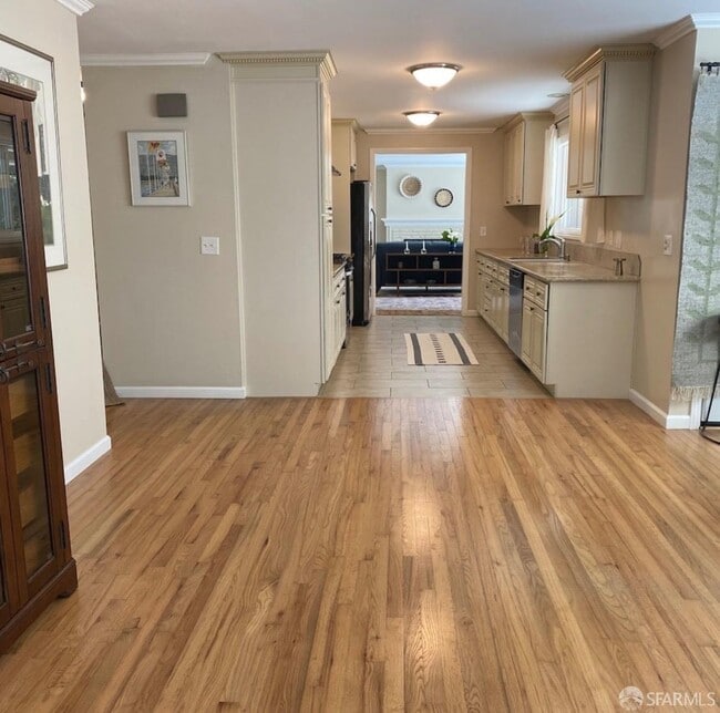 Building Photo - 4052 Costado Rd