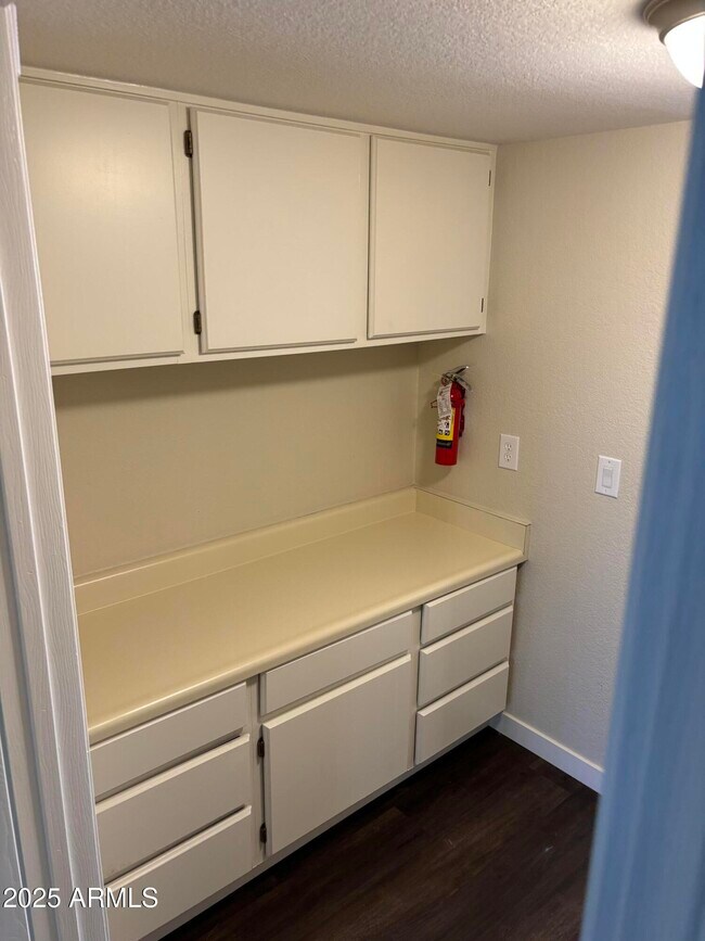 Building Photo - 1444 N Recker Rd