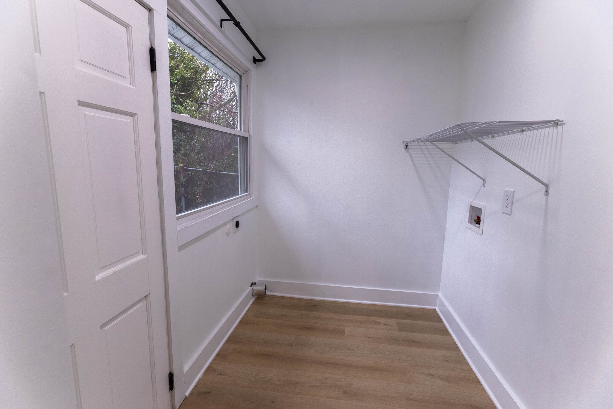 Laundry Area - 2823 Browning Ave