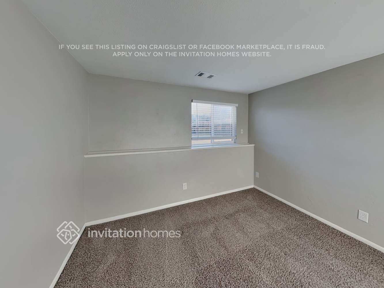 Building Photo - 9660 W 105th Ave