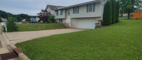Building Photo - 208 Independence Dr