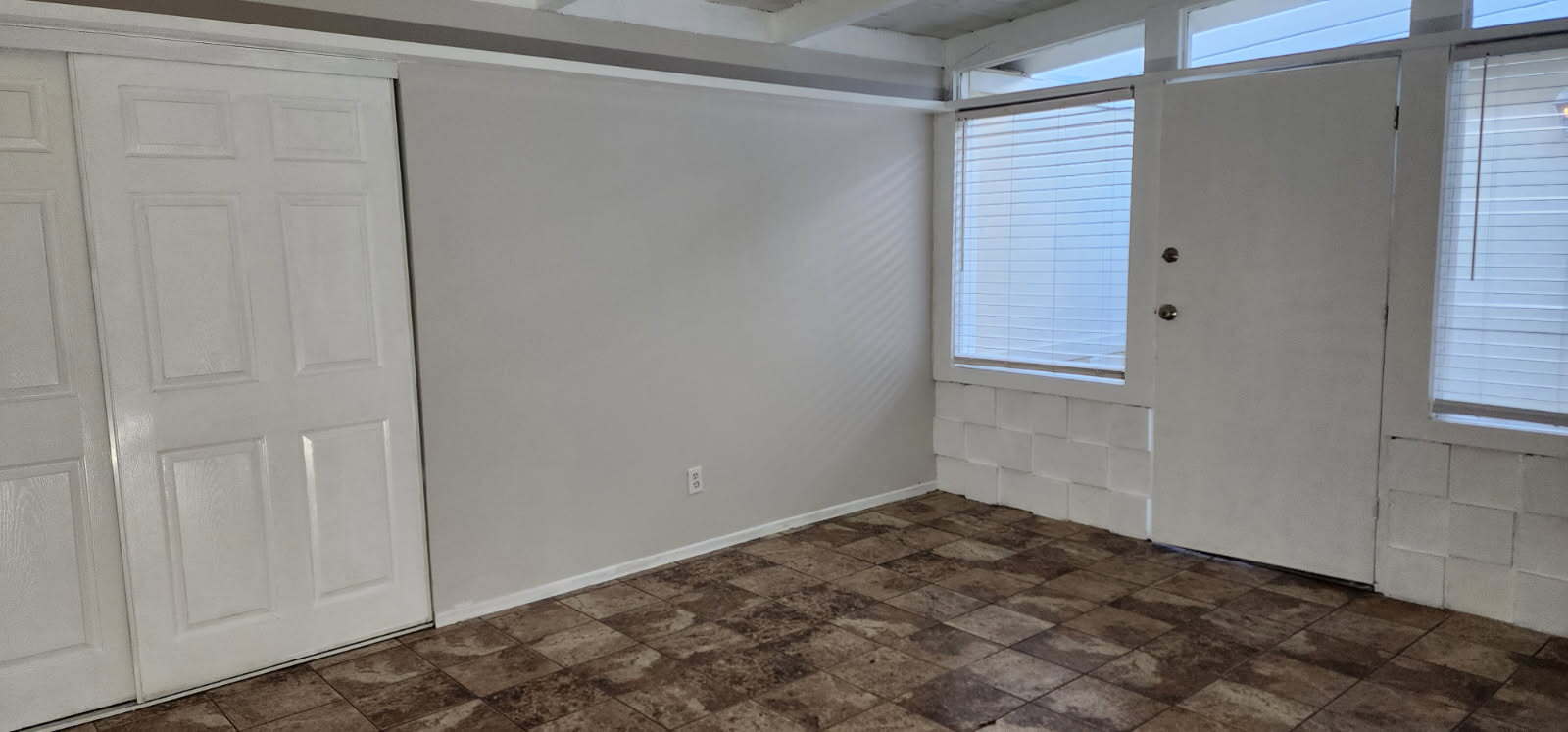 Building Photo - 16452 24th St