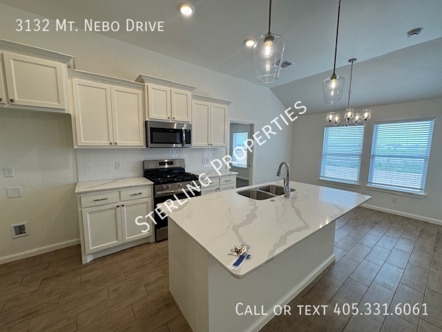 Building Photo - 3132 Mt Nebo Dr