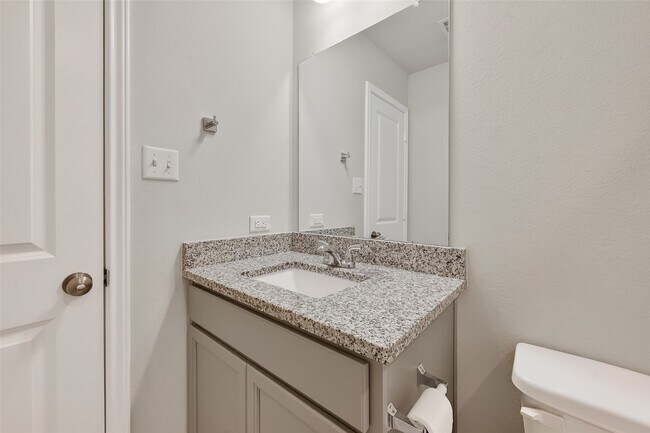 Building Photo - 14371 N Summerchase Cir
