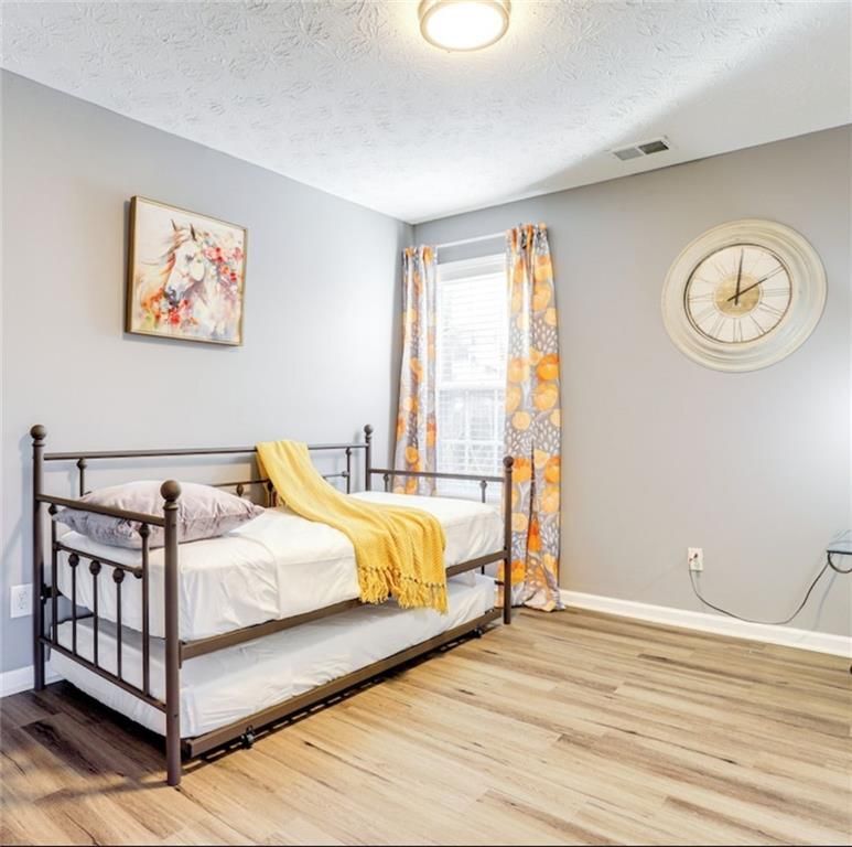 Building Photo - 1080 Rafington Dr