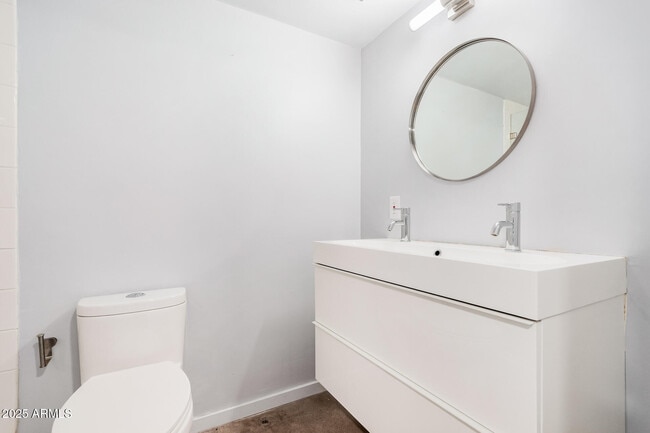 Building Photo - 7401 E Northland Dr