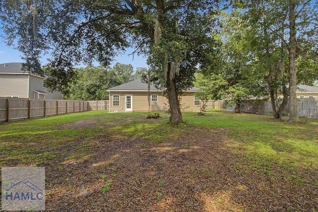 Building Photo - 96 Griffin Rd