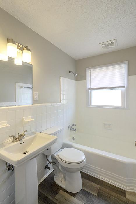 Building Photo - 4801 Oak Park Dr