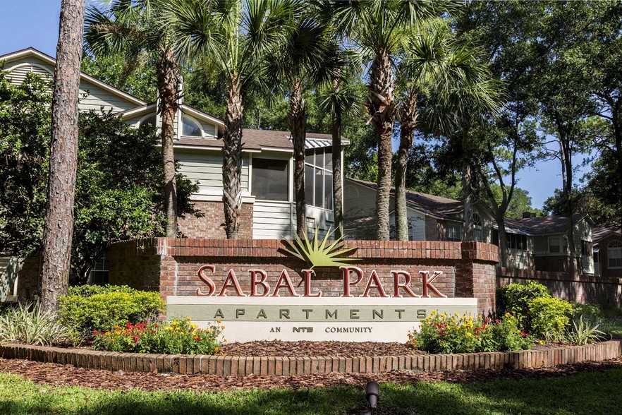 Sabal Park entrance sign - Sabal Park Apartments