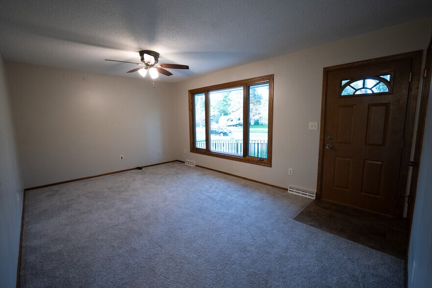 Building Photo - 1218 Aldrich Way