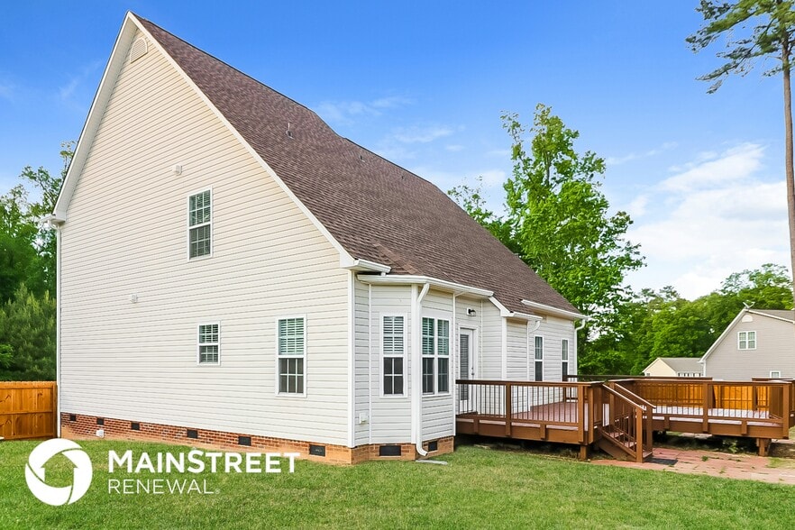 Building Photo - 26 Speight Ln