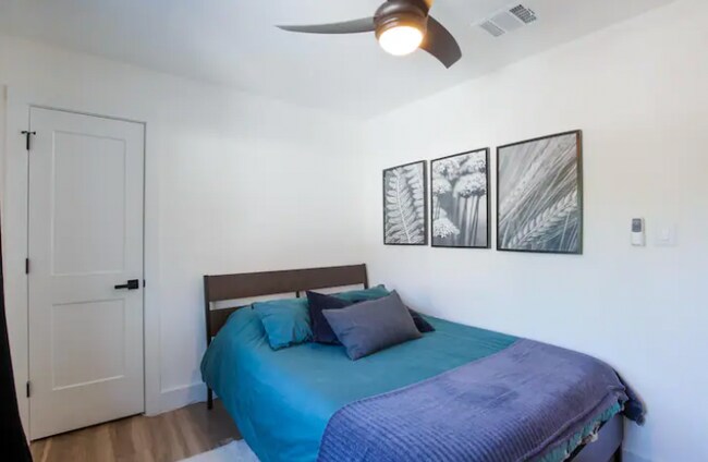 Building Photo - 12340 Little Emily Way