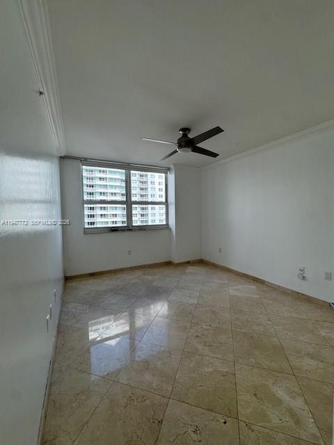 Building Photo - 1155 Brickell Bay Dr