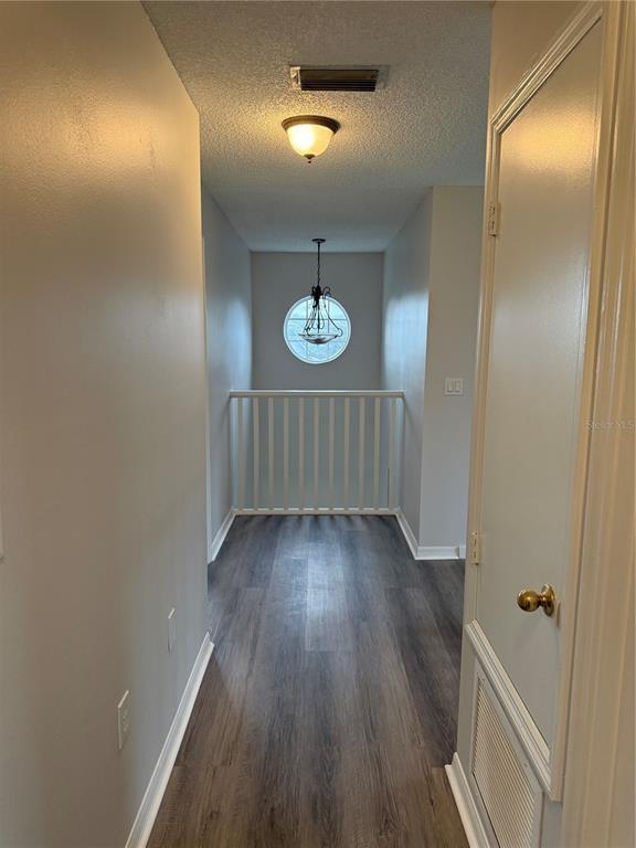 Building Photo - 1826 Clacton Dr