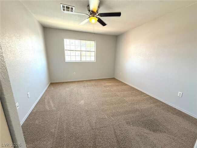 Building Photo - 4730 E Craig Rd