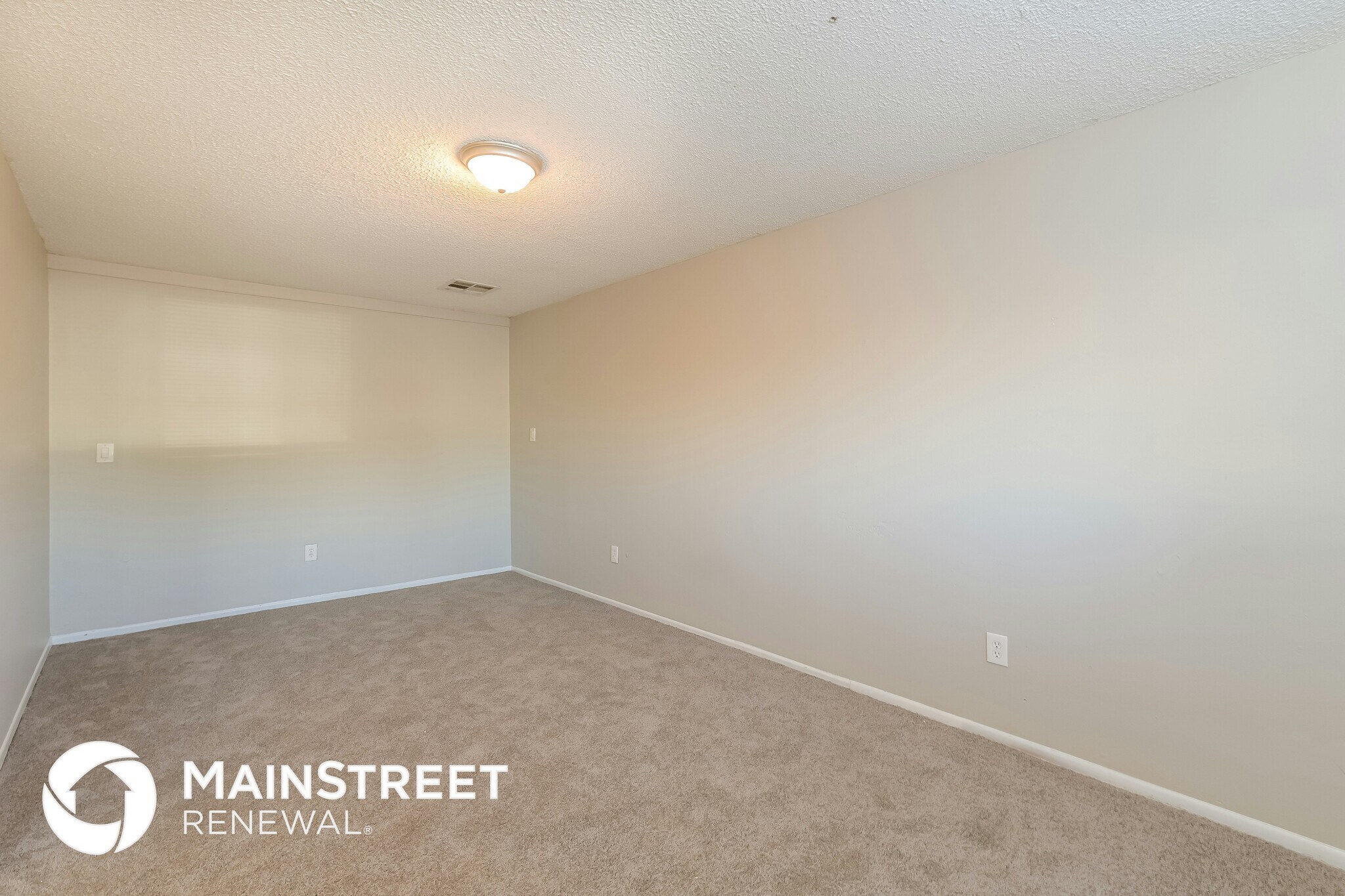 Building Photo - 4302 N 73rd Ave