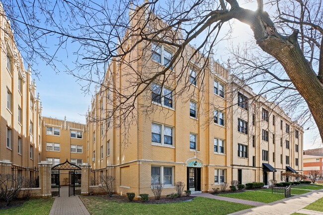 Building Photo - 1931 Grove Ave