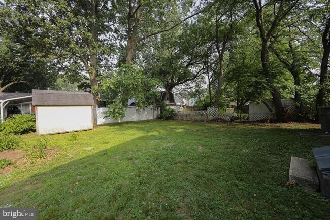 Building Photo - 32 Willis Ave