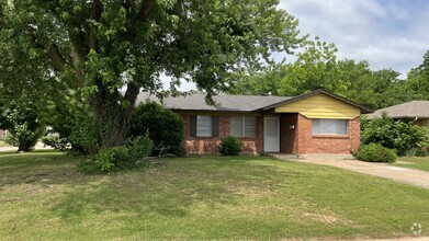Building Photo - 2221 Candy Ln