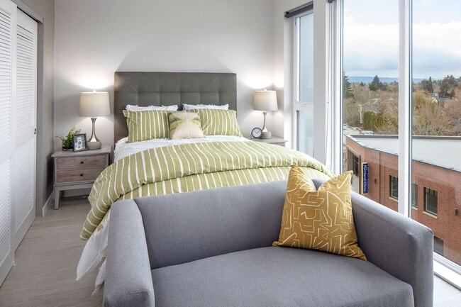 Interior Photo - Rose City Flats